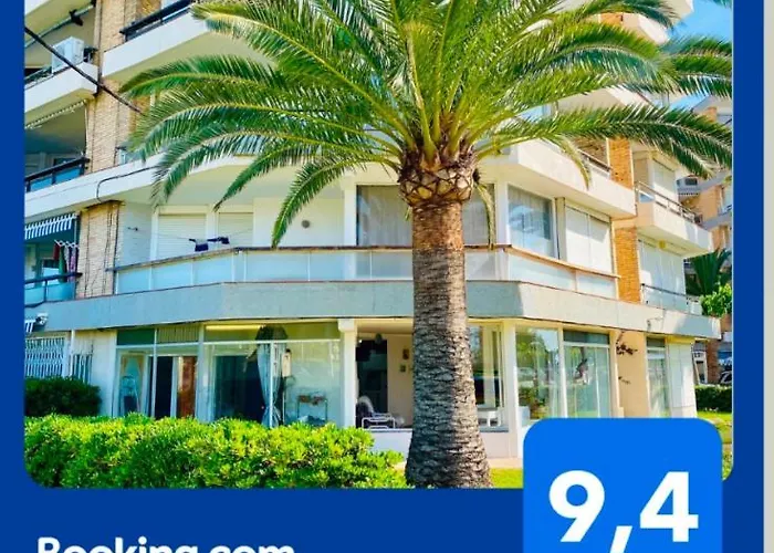 Piso Delante De La Playa La Pineda Con 2 Habitaciones