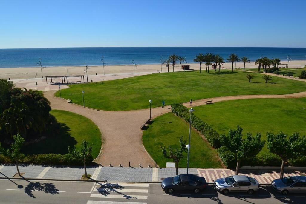 Piso Delante De La Playa Con 2 Appartement