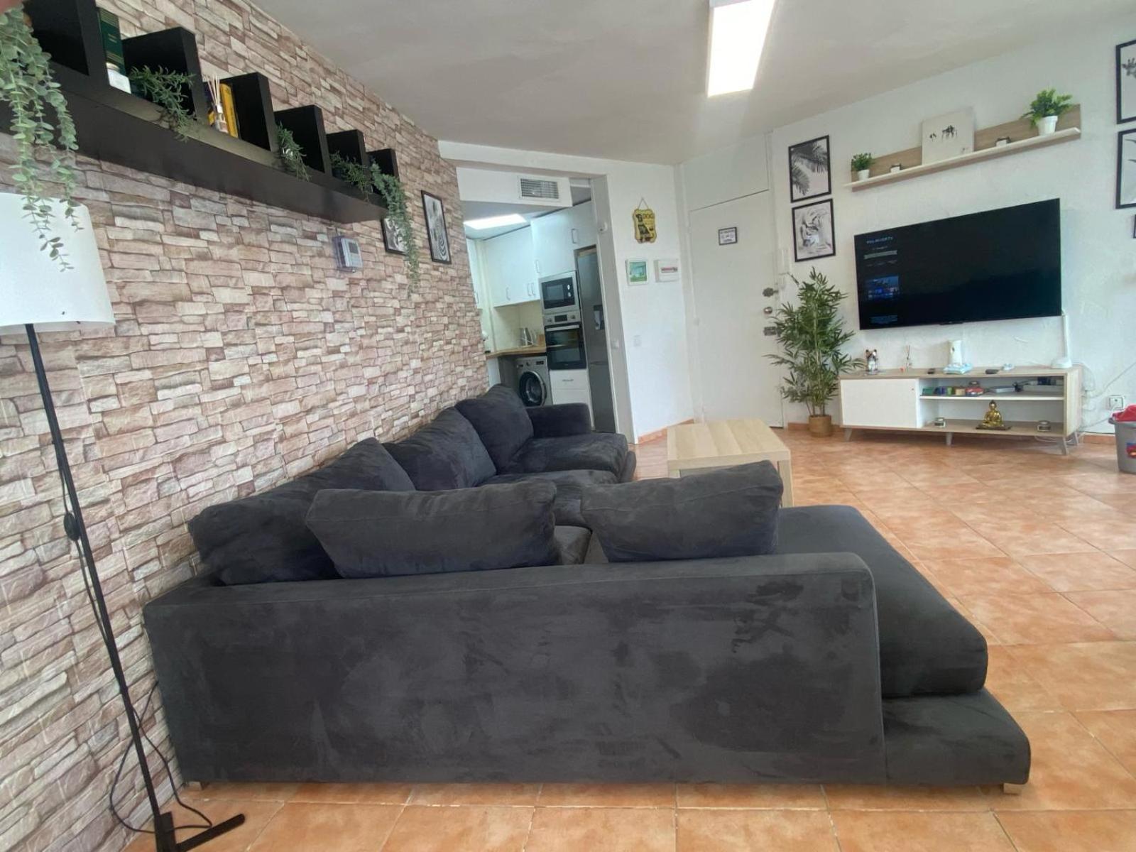 Piso Delante De La Playa Con 2 Appartement *